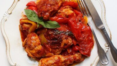 Photo of Receta de pollo con pepperoni: plato de carne tradicional en la cocina romana
